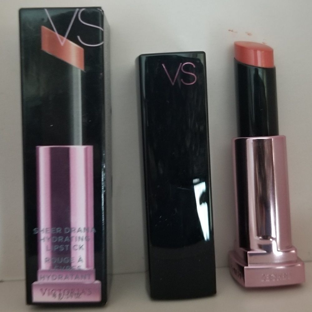 Victoria's Secret Sheer Drama Hydrating Lipstick